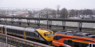 Pasažieru vilciens, bezmaksas brauciens, goda ģimene, daudzbērnu ģimenes, 11. novembris, 18. novembris, Lāčplēša diena, Latvijas Republikas proklamēšanas diena