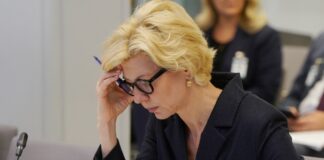 Saeima, partiju finansējums, partiju finansējuma iesaldēšana, valsts budžets 2026, partijas, politika Latvijā, valsts finansējums partijām, budžeta grozījumi