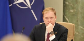 Ventspils osta, Ekonomikas ministrija, Viktors Valainis, Zaļo un Zemnieku savienība, ZZS, Satiksmes ministrija, Atis Švinka, Valsts kase, parādu dzēšana, ostas parāds, noslepenots projekts,