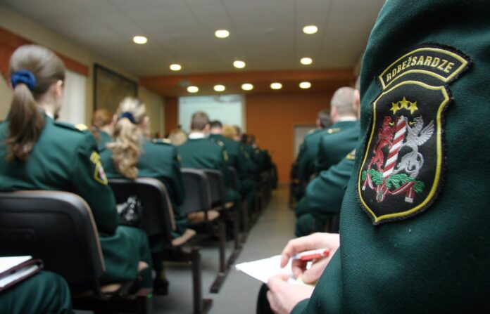 robežsargs, Augstākā tiesa, Administratīvā apgabaltiesa, Valsts robežsardze, disciplinārsods, atlaišana no dienesta, krievi nepadodas, russkije ne sdajutsa,