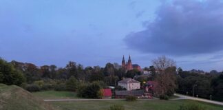 laikapstākļi Latvijā, laika prognoze, LVĢMC, migla, lietus, sniegs, apledojums, sals, ciklons, brāzmains vējš, temperatūra Latvijā, brīvdienu laiks