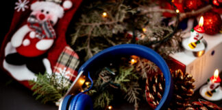 Ziemassvētku mūzika, Ziemassvētku dziesmas, decembra mūzikas liste, Ziemassvētku playlists, latviešu Ziemassvētku dziesmas, Ziemassvētku klasika, svētku noskaņa, Adventes mūzika,