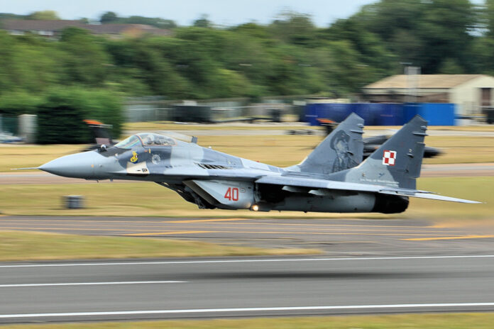 Svarīgi, Ukraina, karš Ukrainā, Polija, MiG-29, iznīcinātāji, lidroboti, Vladislavs Kosiņaks-Kamišs,