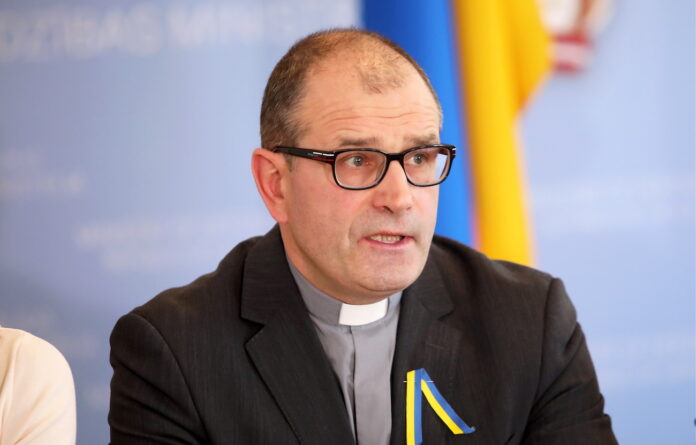 Ziemassvētki, palīdzība Ukrainai, NBS eksperts, Ukrainas karš, atbalsts karavīriem, sabiedrības saliedētība, Ziemassvētku vēstījums, Elmārs Pļaviņš, Nacionālie bruņotie spēki