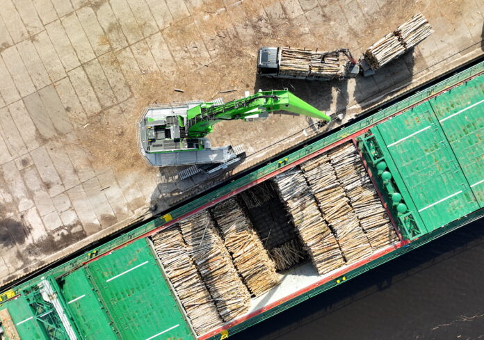 LVM cenu korekcijas, koksnes tirgus krīze, kokrūpniecības uzņēmumu vēstule, Armands Krauze, Evika Siliņa, koksnes cenas, LVM skandāls, prokuratūras pārbaude,