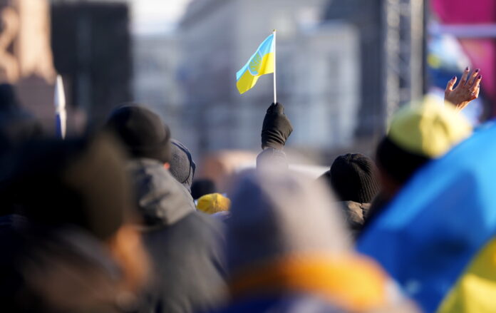 Ukrainas civiliedzīvotāji Latvijā, Ukrainas bēgļu atbalsts, Saeimas grozījumi, nodarbinātības sākšanas pabalsts, pašnodarbinātības pabalsts, pacienta līdzmaksājums Ukrainas iedzīvotājiem,