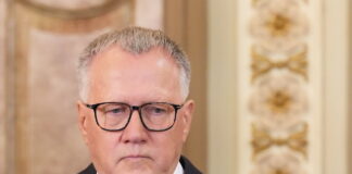 budžets, budžeta reklāma, valsts budžeta izdevumi, publisko līdzekļu lietderība, Apvienotais saraksts, finanšu ministrs Arvils Ašeradens, budžeta deficīts, nodokļu maksātāju nauda, valsts budžeta komunikācija, Saeima