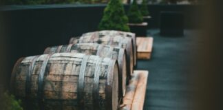 Svarīgi, Igaunija, Sāremā, nemateriālais kultūras mantojums, alus, tradīcijas, Ziemassvētki,