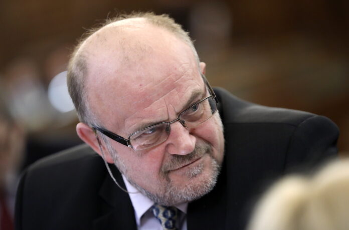 Jānis Ādamsons, spiegošana Krievijas labā, spiegošana Latvijā, Saeimas deputāts, VDD, Krievijas izlūkdienests, Krievijas FDD, apgabaltiesa, tiesas spriedums, valsts drošība, NATO informācija, Krievijas spiegs Latvijā, politiskā spiegošana