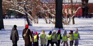 Daugavpils demogrāfija, bērnudārzu tīkls, pirmsskolas izglītība, dzimstības kritums, bērnu skaita samazinājums, Daugavpils pašvaldība, iedzīvotāju migrācija, izglītības plānošana
