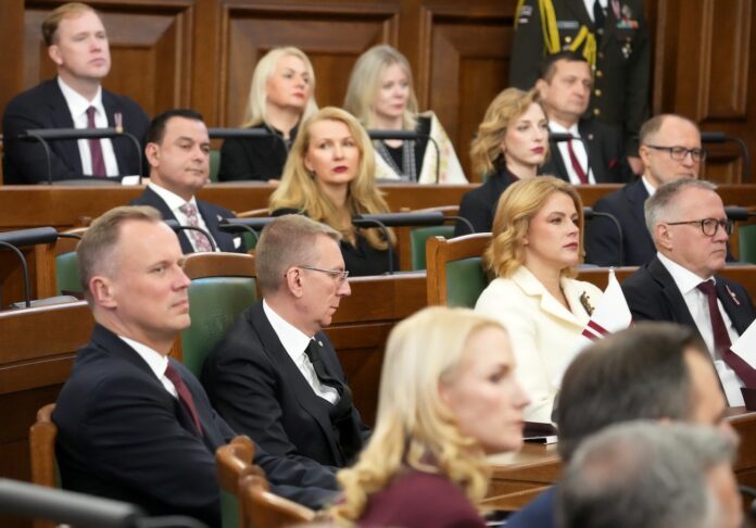 ministru biroji, Latvijas valdība, Hosams Abu Meri, Evika Siliņa, Andris Sprūds, ministru padomnieki, ministriju darbinieki, valdības administrācija, politiskie biroji, parlamentārie sekretāri, valsts pārvalde