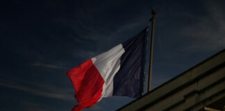 Svarīgi, Francija, ASV, tiesu sistēma, tieslietas, sankcijas, Marina Lepēna,