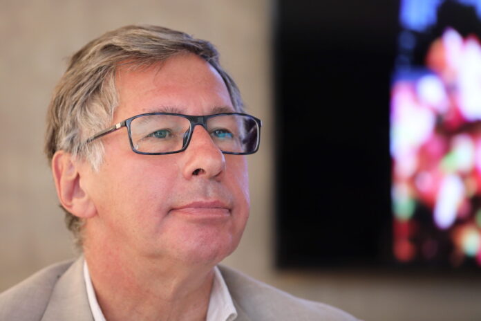 Pjotrs Avens, Baiba Braže, Rīgas pilsētas tiesa, civillieta, prasība par neslavas celšanu, ES sankcijas, Dienas bizness, laikraksts Diena, ārlietu ministre, goda un cieņas aizskaršana, Valsts policija, Kriminālprocess