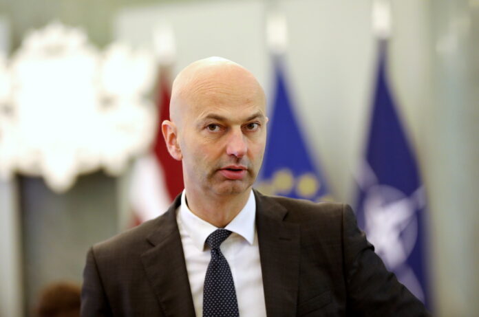 Jānis Citskovskis, Valsts kanceleja, Evika Siliņa, Administratīvā tiesa, atstādināšana no amata, disciplinārsods, Kariņa lidojumi, Valsts civildienests, publiskie iepirkumi, valsts amatpersonas atbildība