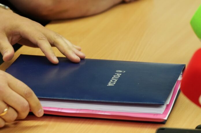 Džefrijs Epstīns, Epstīna lieta Latvijā, cilvēktirdzniecība Latvijā, Valsts policija kriminālprocess, nepilngadīgo vervēšana, Epstīna noziedzīgais tīkls, FBI materiāli Epstīns,