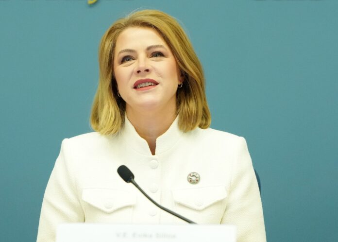 Gors, Latgales vēstniecība Gors, Rēzekne, Evika Siliņa, Edgars Rinkēvičs, Kultūras ministrija, Gora pārvaldība, Rēzeknes koncertzāle, Latgales kultūra, valsts pārziņa