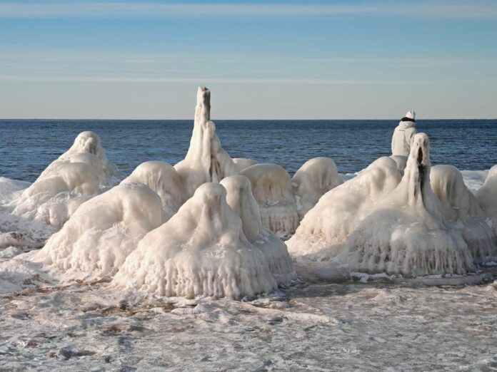 laika prognoze Latvijā, stiprs sals, anticiklons Latvijā, mīnus 27 grādi, aukstums Latvijā, Latvijas Vides ģeoloģijas un meteoroloģijas centrs, sniegs, ciklons Latvijā, laika prognoze nedēļai