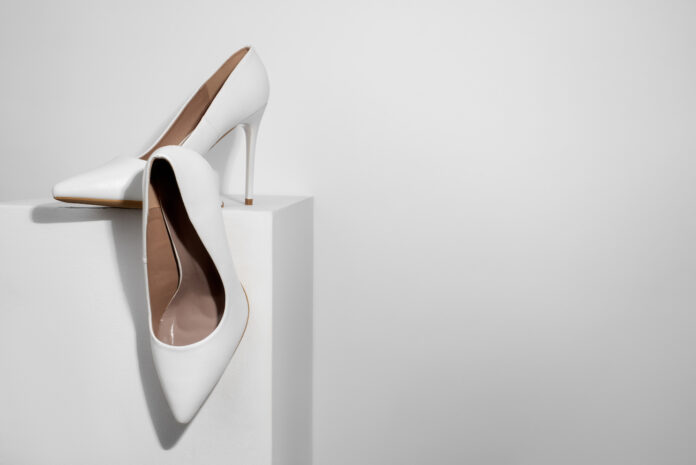 modeļu aģentūras skolās, jauniešu vervēšana Latvijā, bērnu aizsardzība, Saeimas Cilvēktiesību komisija, Izglītības kvalitātes valsts dienests, Bērnu aizsardzības centrs,