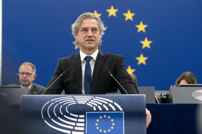 Svarīgi, Slovēnija