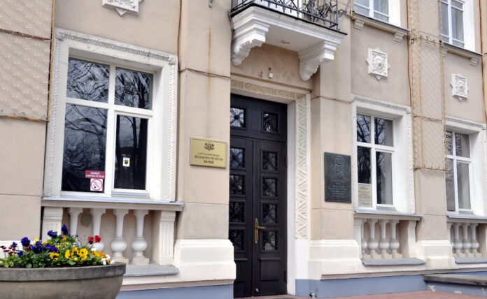 Rēzeknes dome, Rēzeknes mērs, Aleksandrs Bartaševičs, mēra atstādināšana, VARAM, Raimonds Čudars, pašvaldību politika Latvijā, Rēzeknes krīze