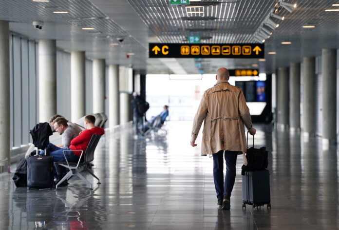 Rīgas lidosta, Baltijas aviācijas tirgus, Lietuvas lidostas, Viļņas lidosta, Kauņas lidosta, Palangas lidosta, pasažieru skaits Baltijā, aviācijas konkurence Baltijā,