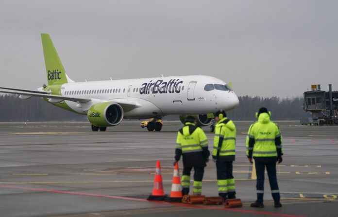 airBaltic finanšu rezultāti, airBaltic zaudējumi, airBaltic apgrozījums, airBaltic pasažieru skaits, airBaltic 2025 rezultāti, airBaltic lidojumu skaits, airBaltic Airbus A220 flote, Lufthansa airBaltic akcionārs, airBaltic IPO