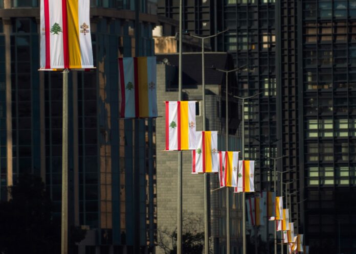 Svarigi, Kanāda, Vācija, Libāna, Francija, Itālija, Lielbritānija, Hezbollah, Izraēla