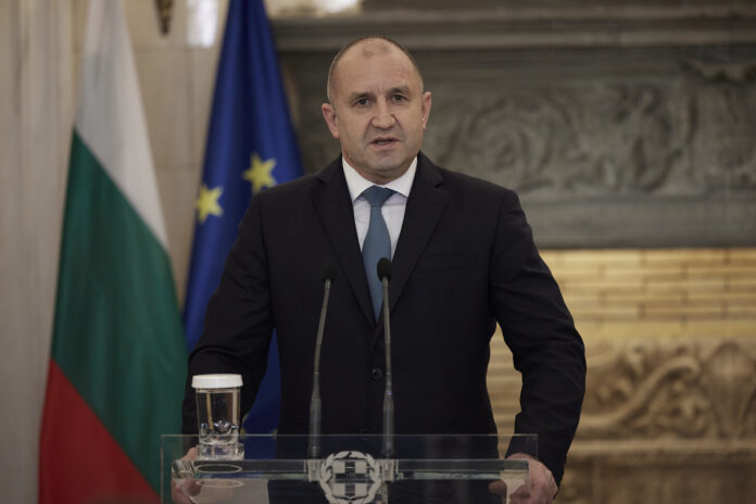 Svarīgi, Bulgārija, Rumens Radevs, parlamenta vēlēšanas, prokremliski politiķi, eirozona