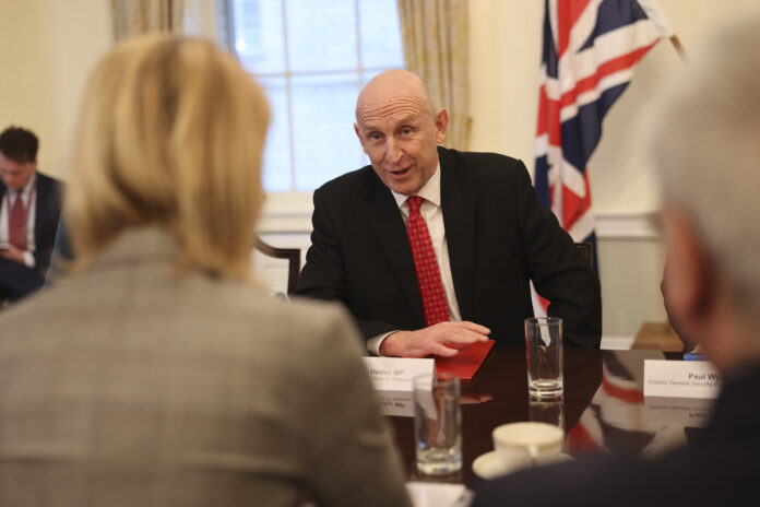 Svarīgi, Krievija, Lielbritānija, krievu zemūdene, spiegošana, zemūdens kabeļi, zemūdens cauruļvadi, Džons Hīlijs