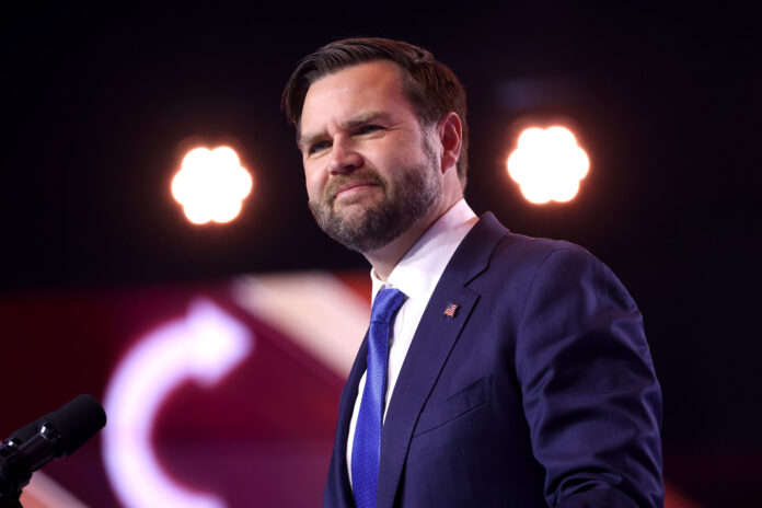 Svarīgi, ASV, Ungārija, Viktors Orbāns, Dž. D. Venss, parlamenta vēlēšanas, Eiropas Savienība, Donalds Tramps, Fidesz, Tisza