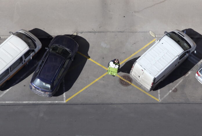 Rīgas satiksme, stāvvietu cenas Rīgā, elektroauto stāvvietas, maksas stāvvietas Rīga, stāvvietu reforma, Rīgas centrā stāvēšana, autostāvvietu cenas Latvijā,