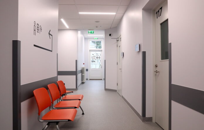 BKUS bērna nāve, medicīnas kļūda Latvijā, mediķa nolaidība, Valsts policija Latvija, kriminālprocess medicīnā, nepareizi medikamenti, pacientu drošība, Bērnu slimnīca Latvijā,