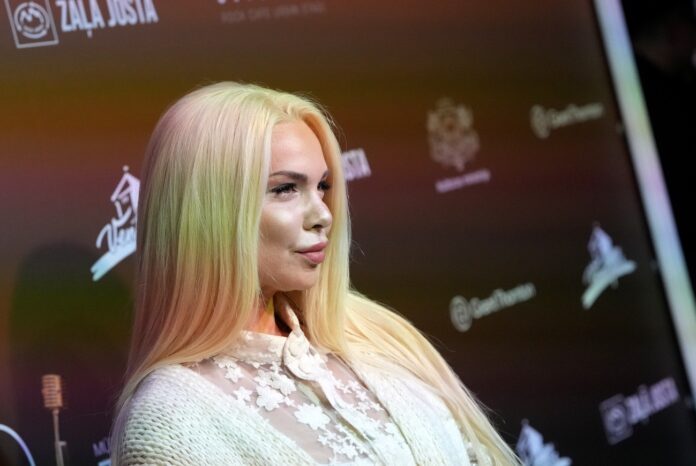 Samanta Tīna, Samanta Tīna bērns, Samanta Tīna gaidībās, Latvijas dziedātāja, slavenības Latvijā, Instagram Samanta Tīna, Latvijas šovbizness