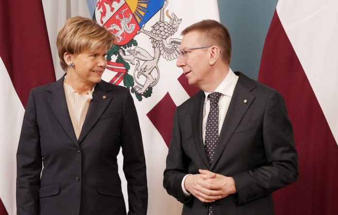 Baiba Braže ordenis, Ukrainas ordenis Latvija, Valsts prezidents atļauja, ārvalstu apbalvojumi Latvijā, Ordeņu kapituls, Latvijas vēstnesis apbalvojumi