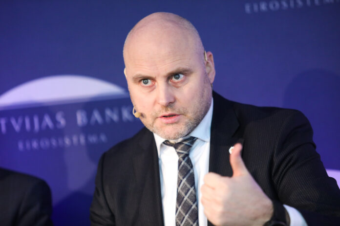 airBaltic aizdevums, Andris Kulbergs, airBaltic restrukturizācija, Latvijas aviācija, airBaltic finanses, degvielas cenas aviācija, Latvijas valdība airBaltic, aviācijas nozare Latvijā,