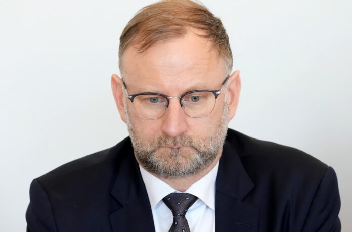 airBaltic aizdevums, airBaltic finansējums, Saeimas komisija, ZZS airBaltic, Latvijas aviokompānija, valdības aizdevums airBaltic, aviācijas nozare Latvijā