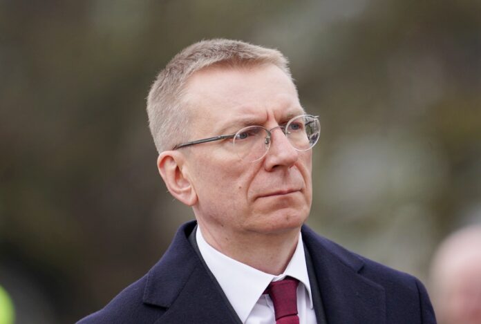 Edgars Rinkēvičs, Latvijas aizsardzība, aizsardzības industrija Latvijā, NATO drošība, militārā pašpietiekamība, bruņotie spēki Latvija, dronu tehnoloģijas, aizsardzības finansējums, valsts drošība