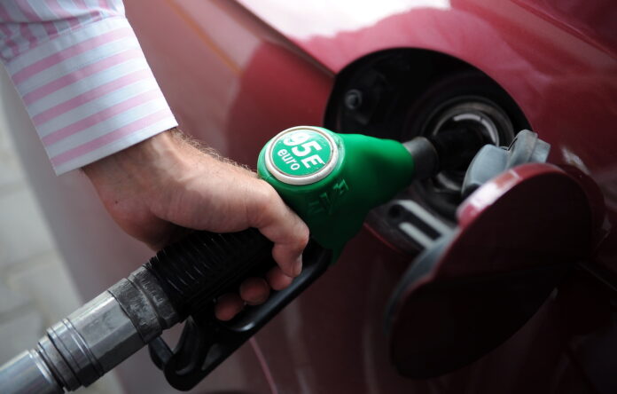 degvielas cenas Latvijā, akcīzes nodoklis degviela, dīzeļdegvielas cena, benzīna cena Latvijā, Neste Latvija, Circle K Latvia, degvielas tirgus Latvijā, cenu pieaugums degviela