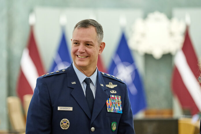 Svarīgi, NATO, Alekss Grinkevičs, Polija, Vācija, ASV karavīri, Eiropa, Donalds Tramps, Pīts Hegsets,