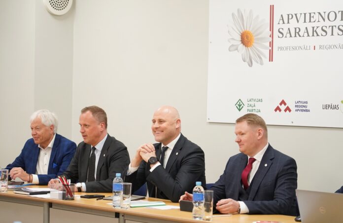 Andris Kulbergs, jaunā valdība, koalīcijas sarunas, Apvienotais saraksts, Jaunā Vienotība, Nacionālā apvienība, ZZS, valdības veidošana, ministriju sadale,