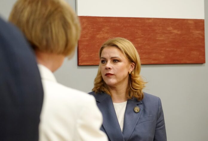 Jaunā vienotība, Evika Siliņa, Andris Kulbergs, mīkstie mandāti, Saeima, valdības veidošana, JV deputāti, Arvils Ašeradens, Inese Lībiņa-Egnere, Raimonds Čudars, jaunā valdība, ministru sastāvs, Latvijas politika, Saeimas deputāti