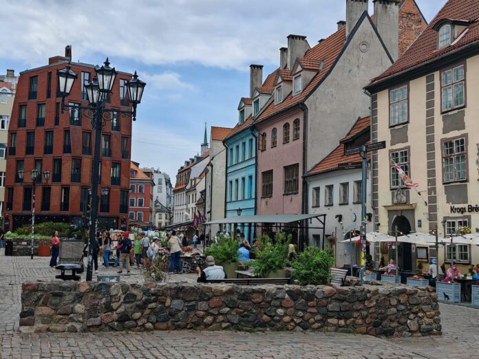 laikapstākļi Latvijā, laika ziņas, nedēļas nogales laiks, pērkona negaiss