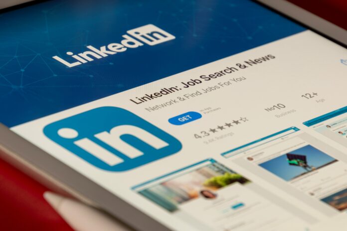 Svarīgi, Lielbritānija, Ķīna, spiegošana, LinkedIn,