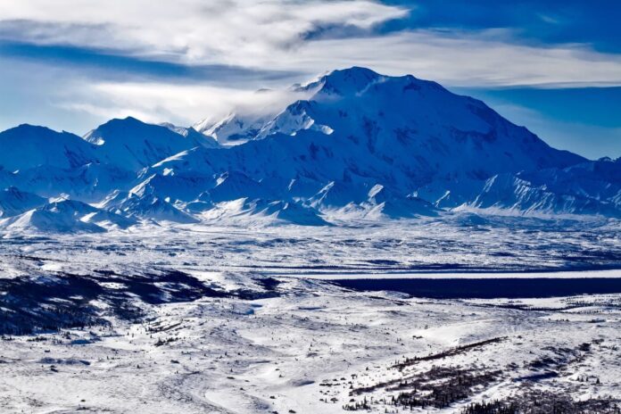 Denali kalns Aļaskā