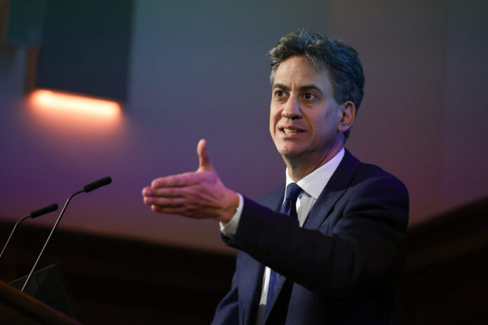 Eds Milibands